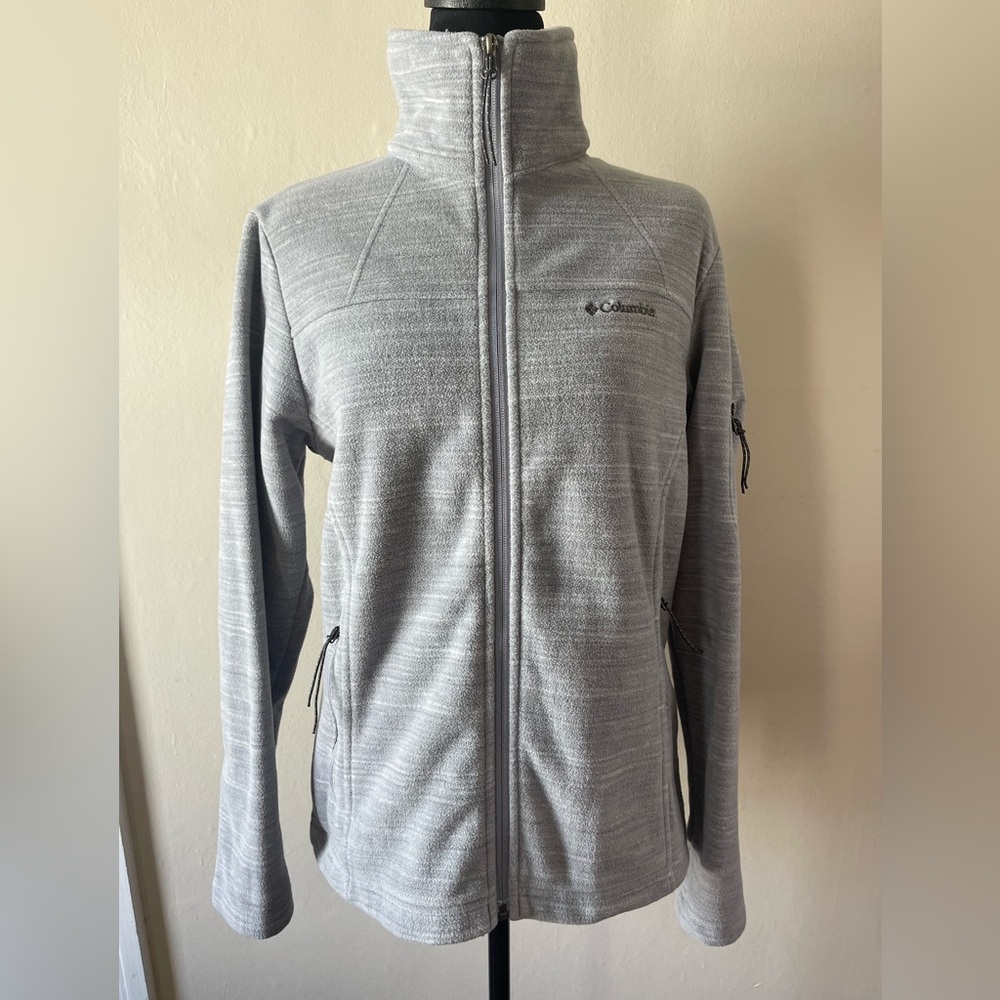 Columbia Fleece Women’s Zipper Jacket, lightweight, light grey/white mix, size M